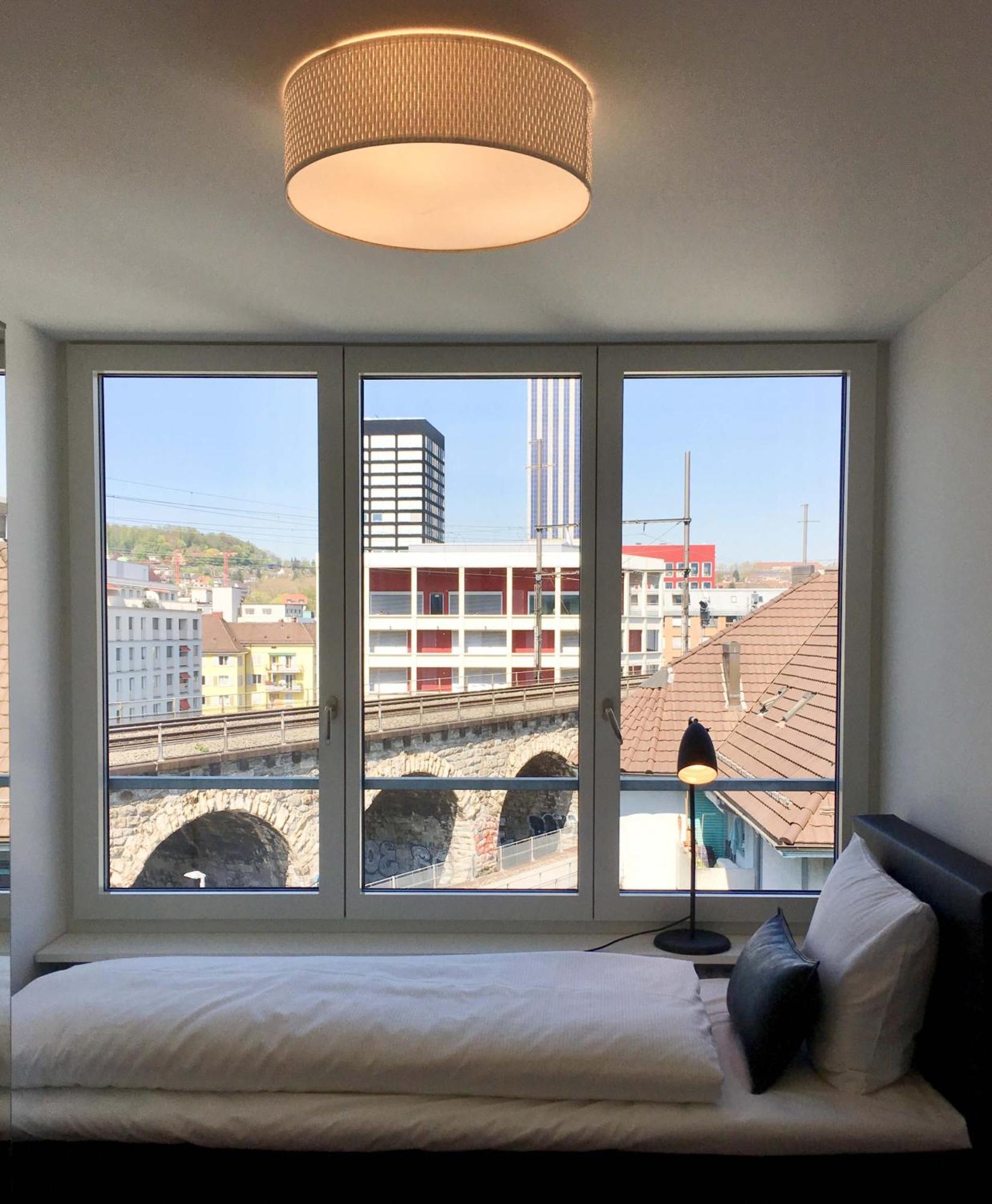 Viadukt Homestay Zurich Exterior photo